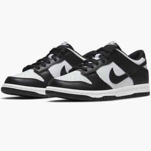 Kids’ Dunk Low Basketball sneakers - Nike Classic Black and White Low-Tops